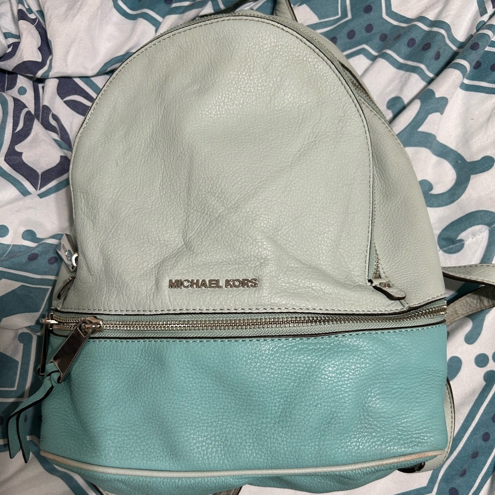 Micheal kors backpack